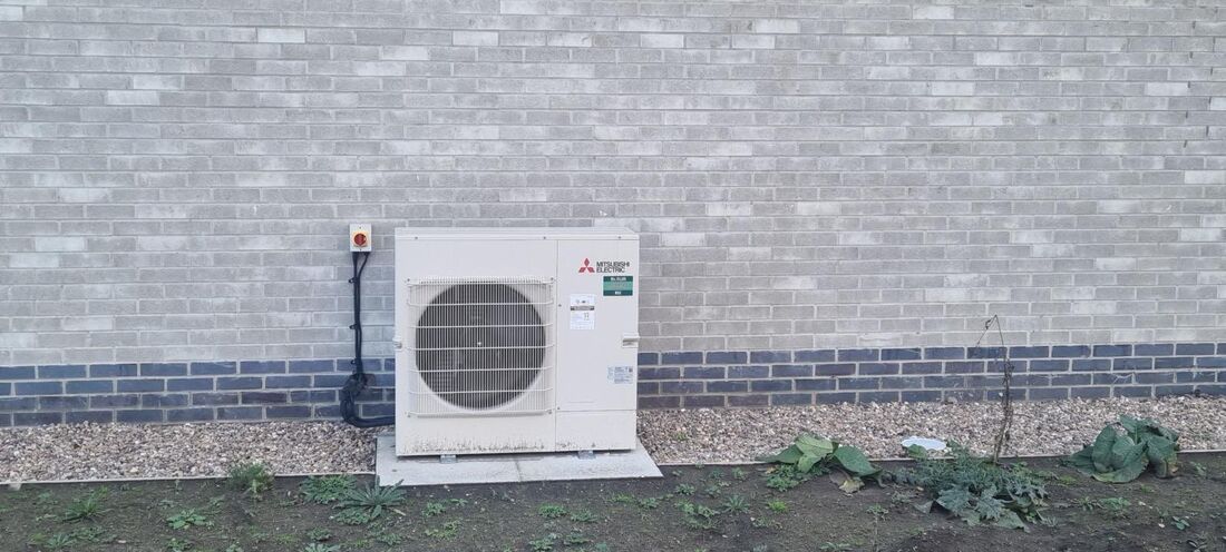 Air source heat pump installation in Birmingham by AuraNord