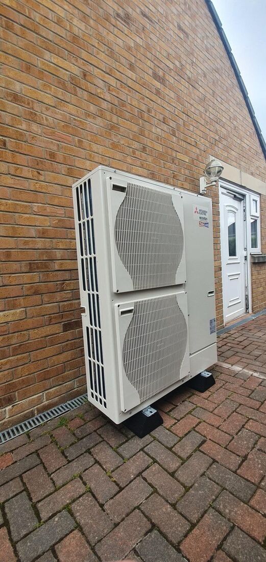Air source heat pump installation in Sheffield by AuraNord