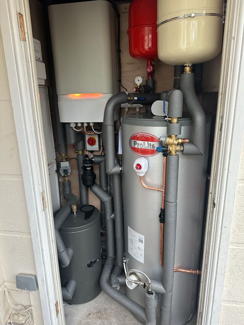 Unvented hot water cylinder installation in London by AuraNord